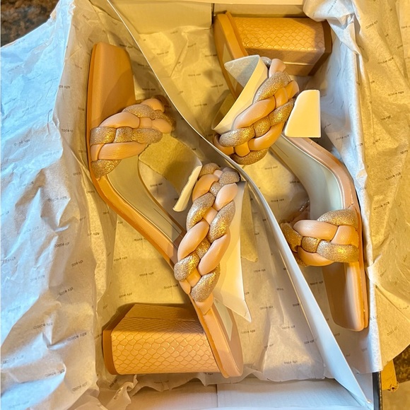 New in box Dolce Vita Paily Heels in Copper Multi Stella - Picture 2 of 6